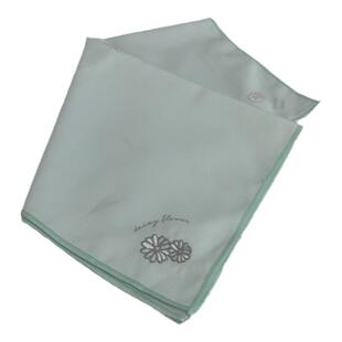 特价日单 浅绿色 刺绣小雏菊 方巾 多用盖巾 包裹巾 尺寸 45*45