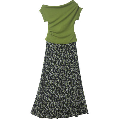 夏季斜肩修身T恤碎花长裙套装