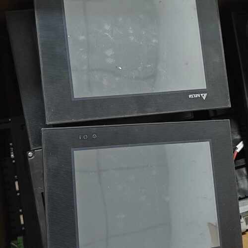 台达HMC08-N500S52触摸屏，拆机件，成色还可以，外，议价商品