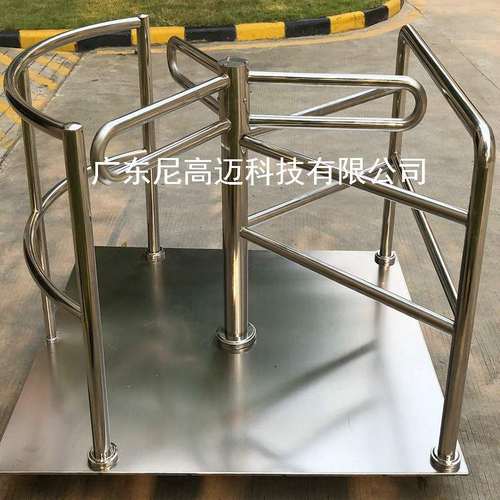 汽车站上车通道单向三杆旋转辊闸摆闸机工厂直供三翼半高单项转闸