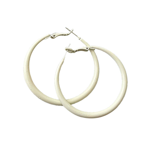 2025新款爆款千禧辣妹风白色圈圈耳环女高级感大耳圈素圈圆圈耳饰