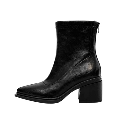 真皮~9cm内增高黑色尖头瘦瘦靴女