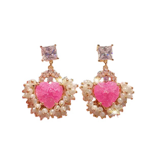 202年时尚高级感重工爱心耳坠耳环女银针手工珍珠大耳钉夸张耳饰