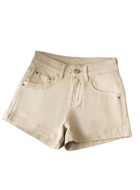 燕麦色紧身直筒牛仔短裤女夏季