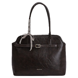 托特包硬挺立体女士大容量复古包包冬季通勤包上课单肩ins邮差包