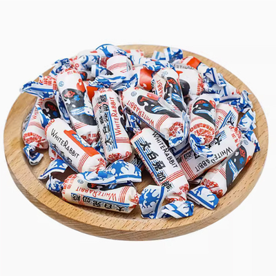 礼物铁盒大白兔奶糖送朋友