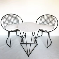 Один стол, два стула, черный 