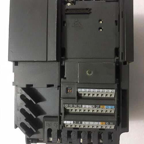 【询价】变频器一台，型号6SE6440-2UD22-2BA1(适用