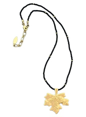 新款黑色尖晶石串珠枫叶吊坠小众设计感休闲百搭项链