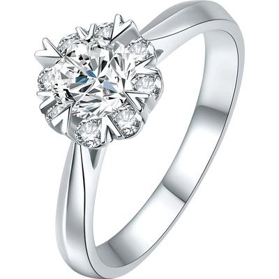 周六福钻戒18k金女八爪群镶璀璨求婚天然真钻30分钻石送女友新年