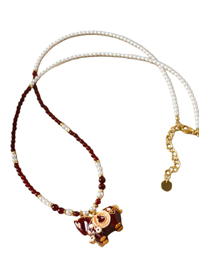 原创马年新中式复古精致红色滴油铜钱小马毛衣链轻奢高级感长项链