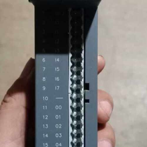 议价原装ABB PLC控制器模块  DX561