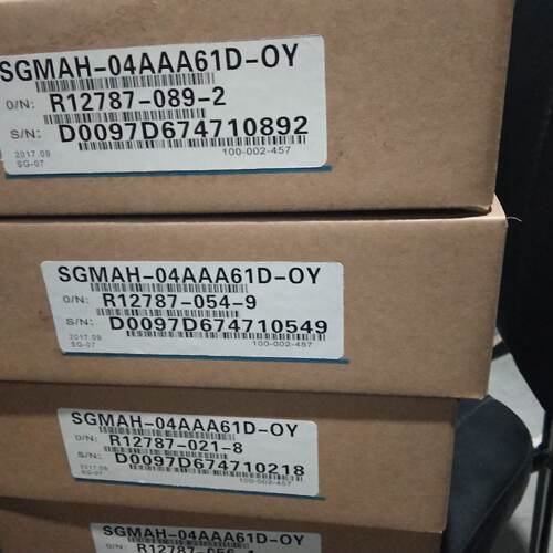议价安川伺服电机SGM-08U2HA12原装现货出售 质保一年