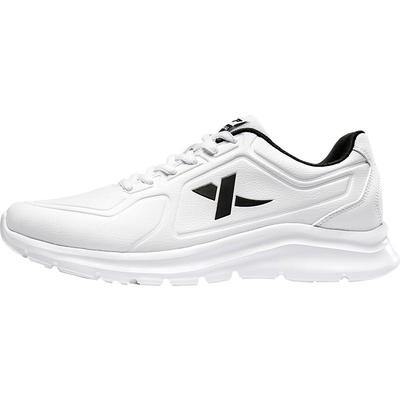 特步秋季皮面防水轻便男鞋