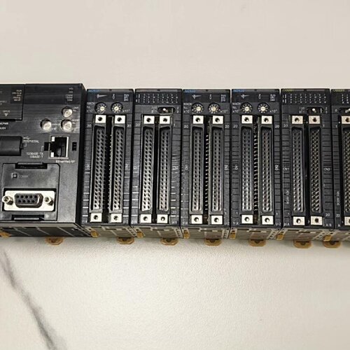 CJ2M CPU33 CJ1W-PA205R PLC 工业自动化控制模块议价维修