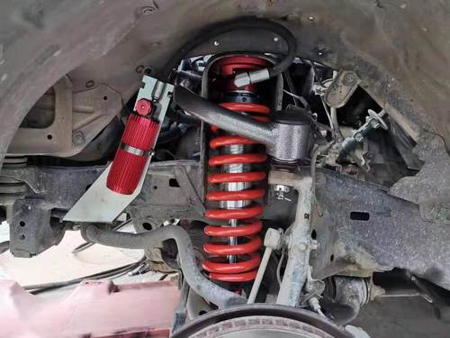 坦克300 改装减震器 避震器 加高2寸套件