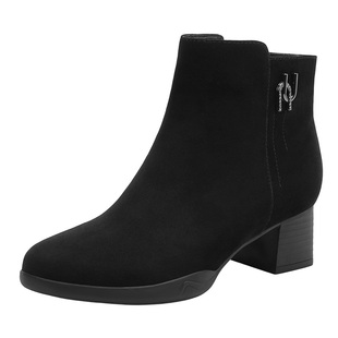 哈森/HARSON【时光相随】25冬新款时尚气质粗高跟时装靴女短靴