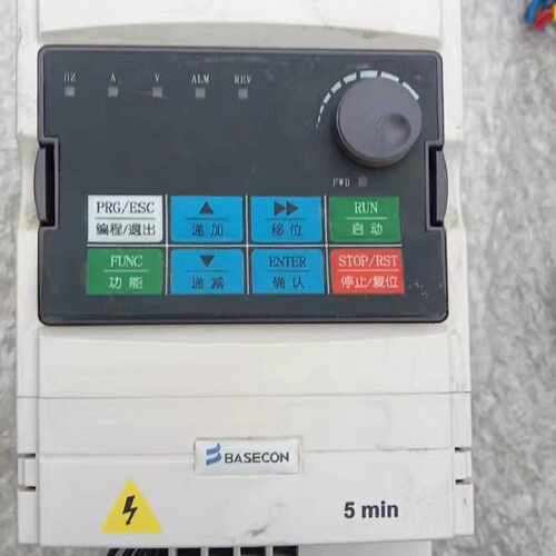 议价百世康BVF520-L4.0T4DB变频器，拆机品，成色看看