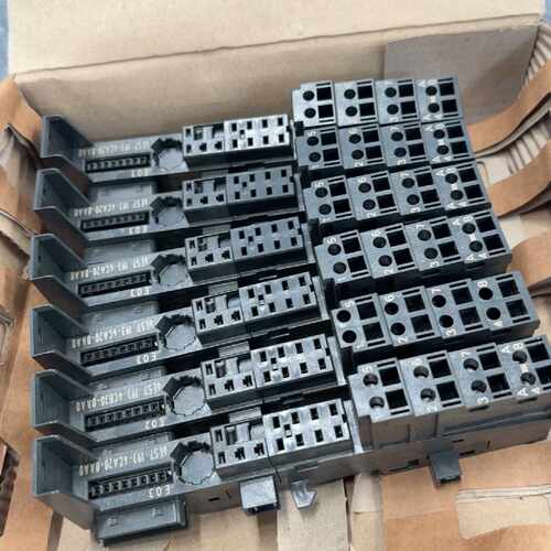溢价-底座6ES7193-4CA20-0AA0未用，