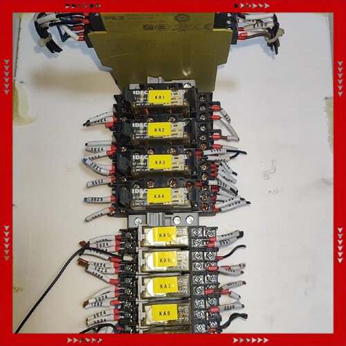 【问价】PILZ皮尔兹PNOZ XV1P安全继电器