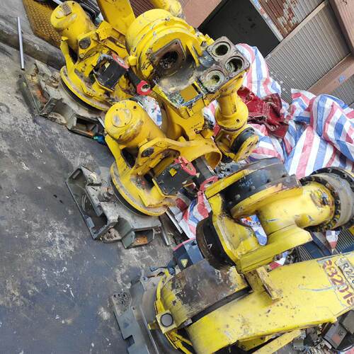 询价-发拿科Fanuc R2000ia机器人2 台