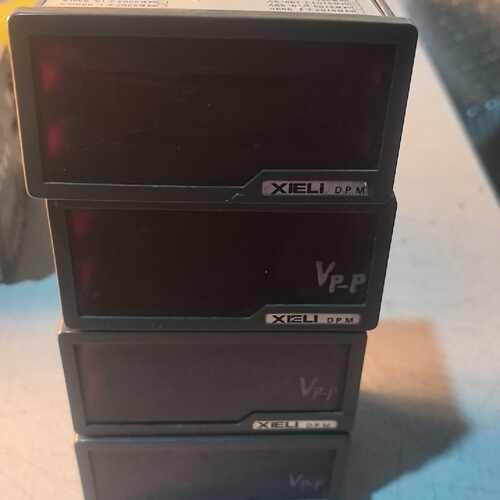 询价-协力数字面板表，MB3302A C1.999V,一共4个，功可维修