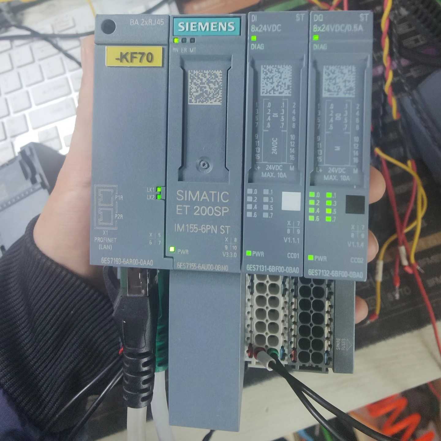 西门子ET200SP模块一套，其它元器件