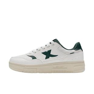 特步男鞋2025冬季新款空军一号板鞋学生小白鞋休闲鞋厚底运动鞋子