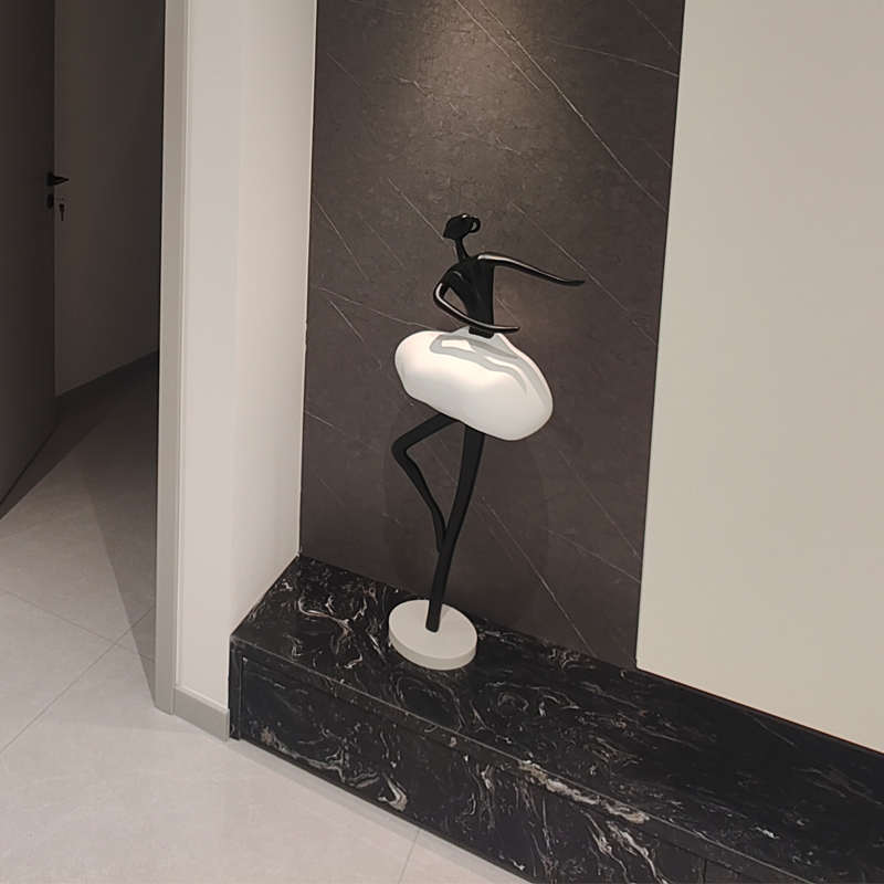 轻奢创意抽象人物客厅落地摆件艺术玄关柜大厅酒柜桌面家软装饰品