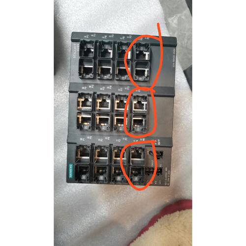 询价交换机 6GK5224-0BA00-2AA3正面有破