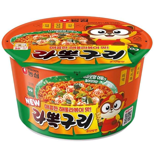 小浣熊新品▲韩国农心香辣海鲜炒乌冬口味小浣熊拌面方便面夜宵
