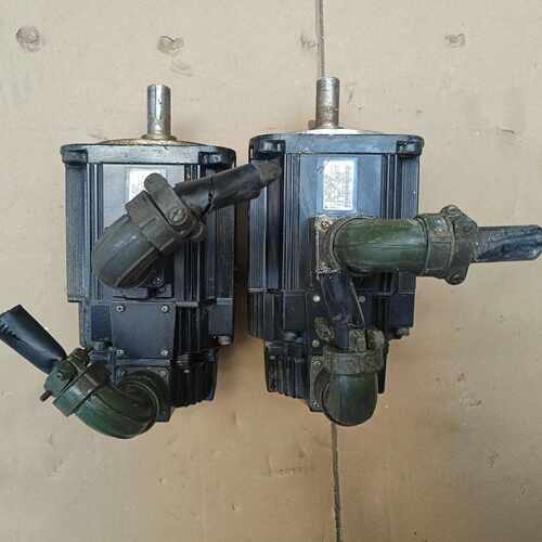 安川伺服电机 SGMGH-09ACA6C，850W 200V，议价商品