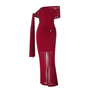 instahot高级感一字肩飘带白色连衣裙2025秋季新款显身材包臀长裙