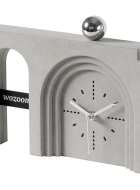 颜控一眼心动创意时钟摆件