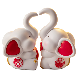 新婚礼物送新人可爱情侣对象摆件订婚客厅婚房装饰送新娘结婚礼物