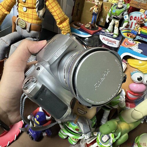 可维修富士s304数码相机ccd320万像素6倍光学变焦银色机身功能正