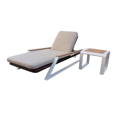 户外床躺椅度假村休闲塑木阳台