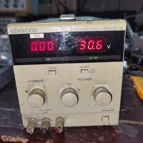 建伍Kenwood PAC30-3可调线性电源  电压/电流
