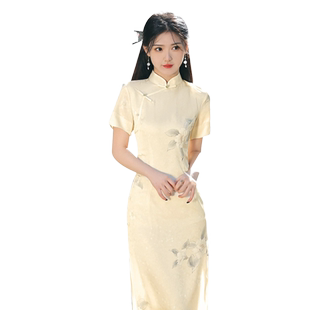 改良淑女范旗袍2026年春季新款清新淡雅素雅复古国风新中式连衣裙