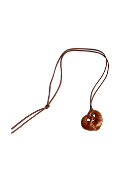 仿真可颂仔碱水结牛角包吊坠项链女款2025新款毛衣链配饰挂件春夏