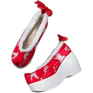 汉服鞋子女冬天加绒古风女鞋超高跟轻便增高翘头履弓鞋民族绣花鞋