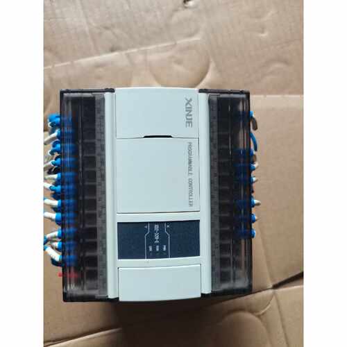 询价下单信捷PLC，XD2-32R-E，实物拍摄，成色如图，拆机件，