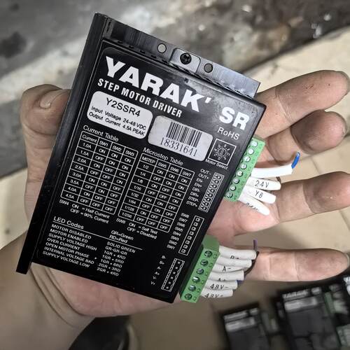 Y2SSR4 信浓步进驱动器 步进电机控制器 工业设备