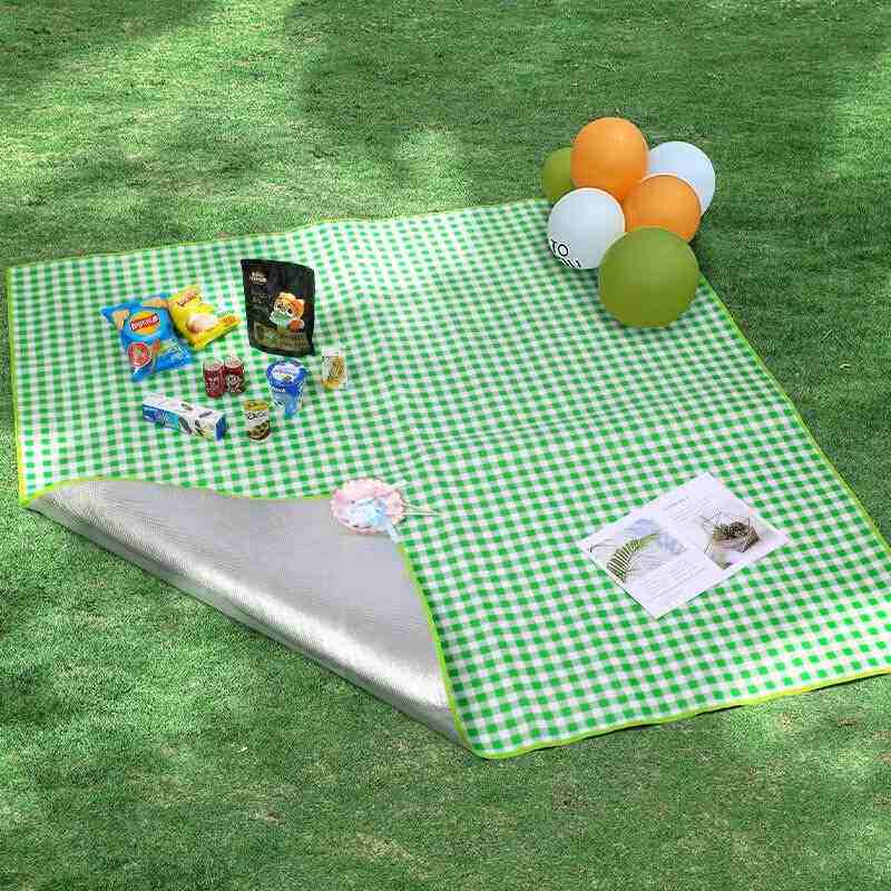 户外露营帐篷防潮垫折叠便携式野餐垫防水加厚地垫双层覆膜铝膜垫