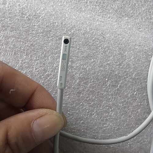 议价全新SMC磁性开关DM9B工程剩余库存线长5米原装正维修