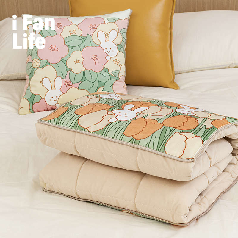 范店奶兔花园午睡折叠沙发抱枕空调被子两用毯子二合一车载办公室