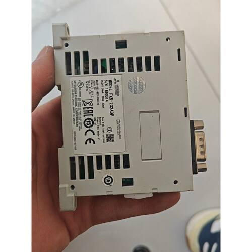询价下单三菱通讯模块FX5-232ADP，成色新