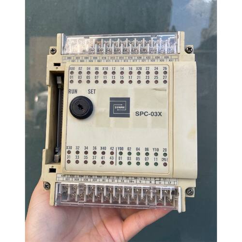 SPC-03X 控制器成色如图，实物拍摄