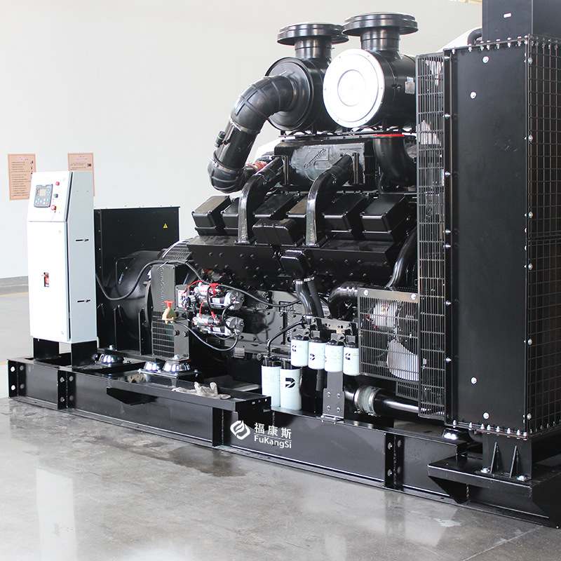 柴油发电机组400/500千瓦600三相KTA38-G2康明斯发动机节能高效