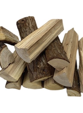 客厅木材造型美式橱窗壁炉